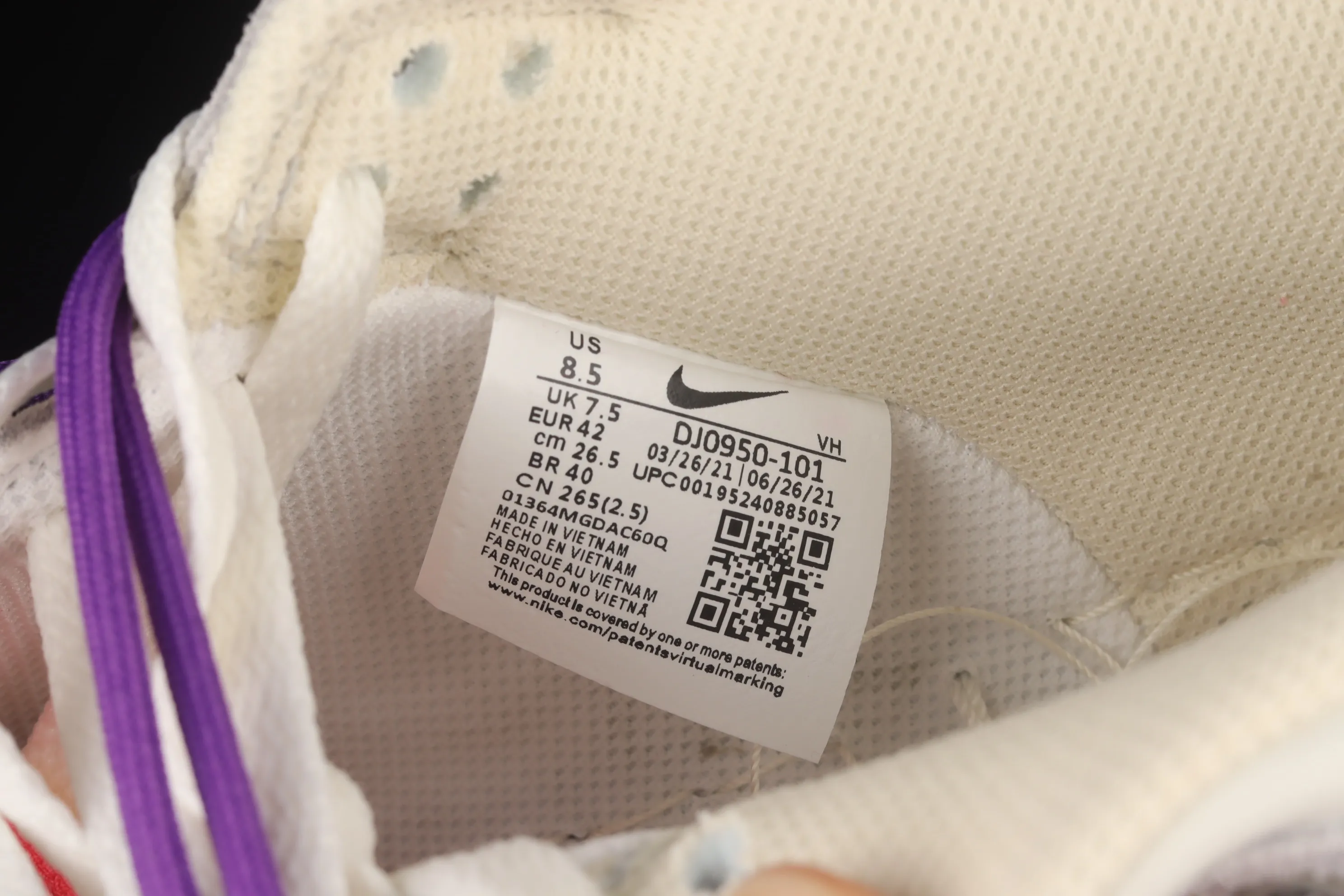 All Categories Nk SB Dunk Series Nk SB Dunk Low Low-top Sneakers #ZG Version OF x Nk Dunk Low OW Suede SB Smashed Backboard Fashion Casual Sneakers DJ0950-101